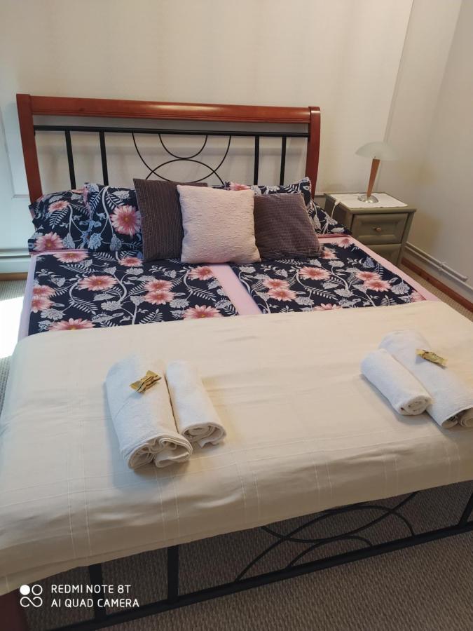 Janosi Vendeghaz Hotel Tiszafüred Eksteriør billede